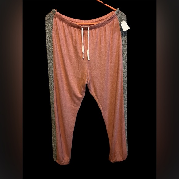 VICTORIA’S SECRET PINK & GREY JOGGERS - Picture 6 of 16